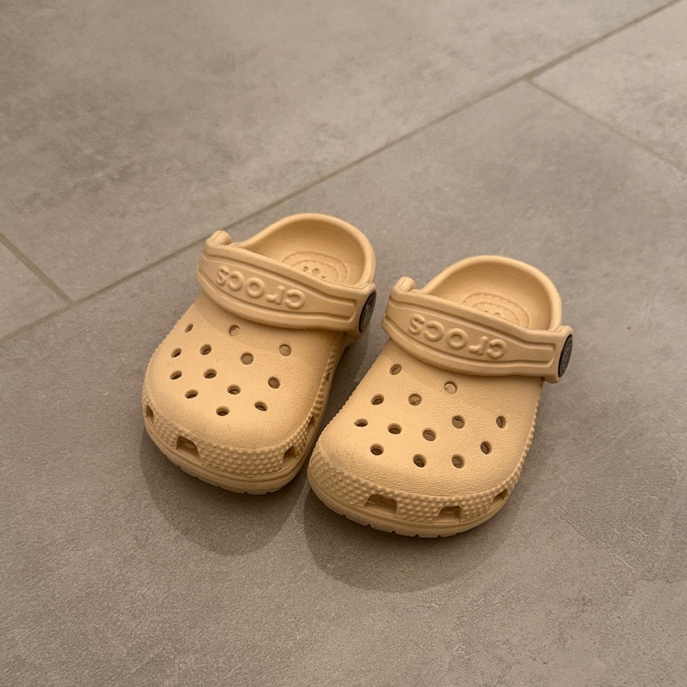 CROCS Kids Bone color